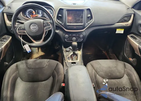 2017 Jeep Cherokee Latitude из США, поврежденный, VIN 1C4PJMCS6HW611739